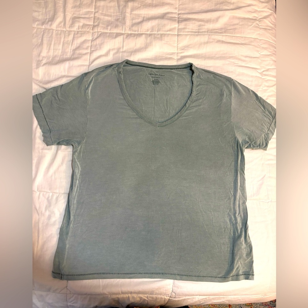 dark green soft ae tee oversized S